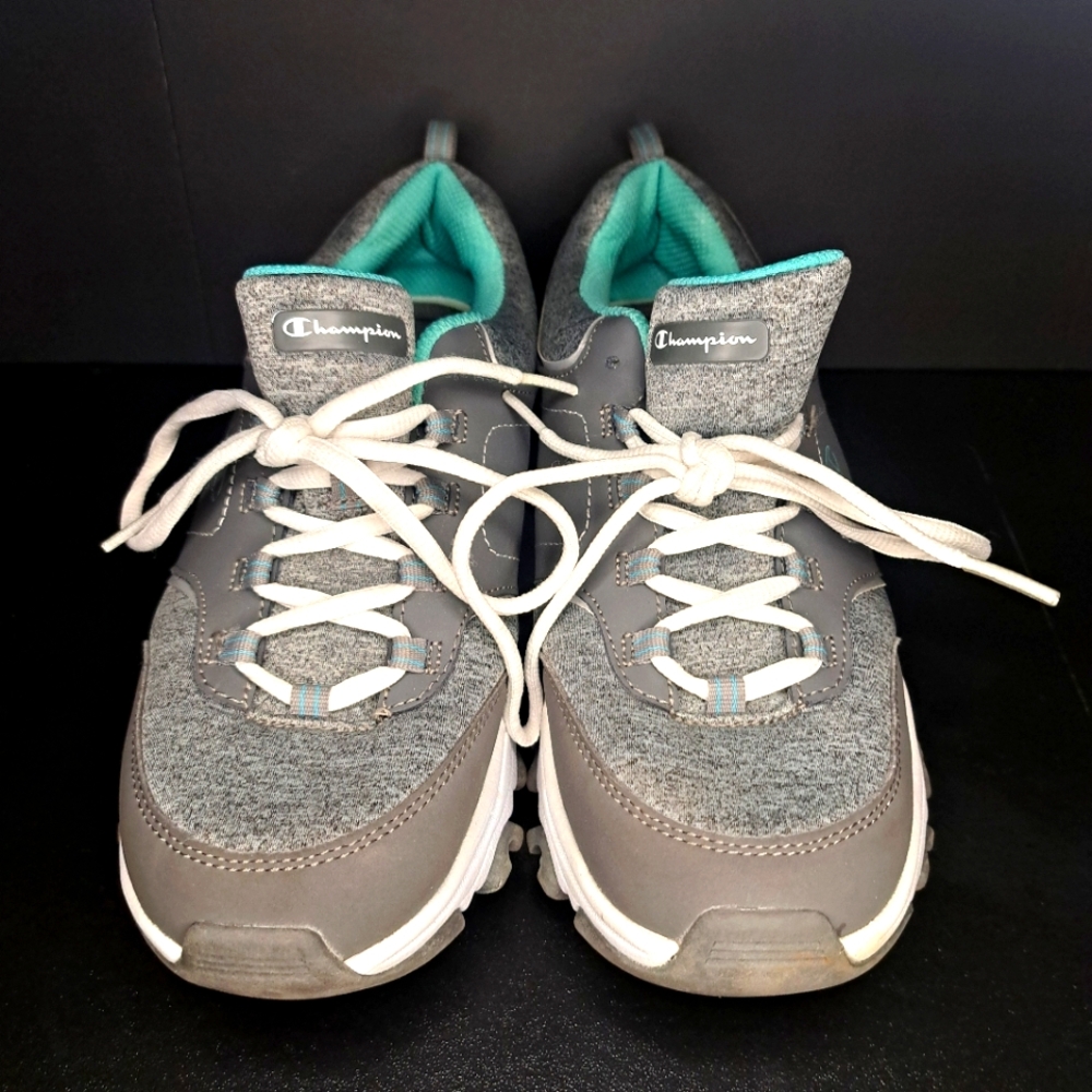 ⚡️2 For $15⚡️Champion Women's Gray Athletic Shoes Size 9 Wide
